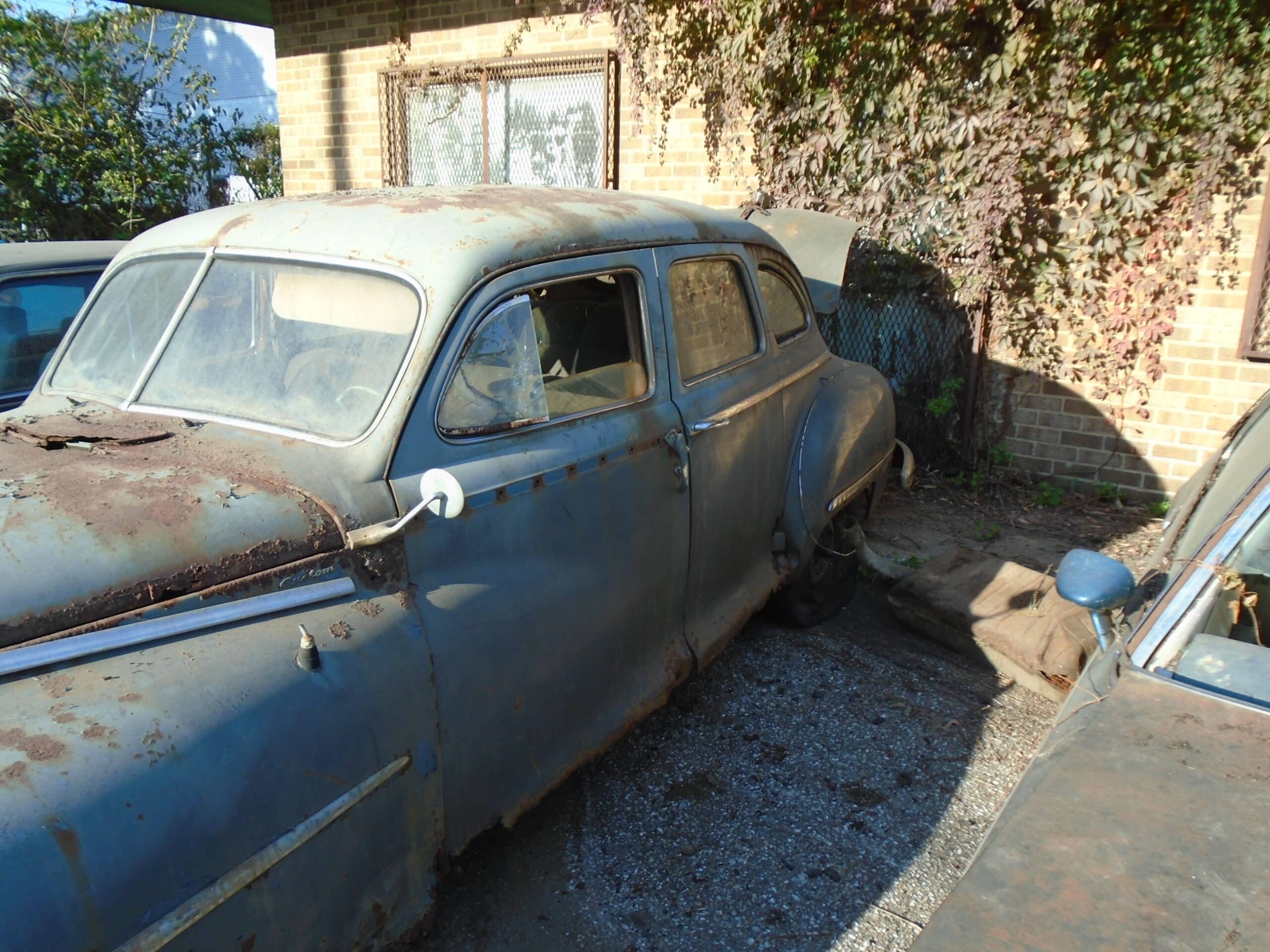 where can i sell old car parts